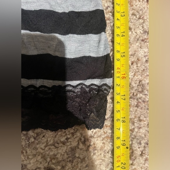 No boundaries, striped and lace tank top size large (11-13) - Picture 8 of 8